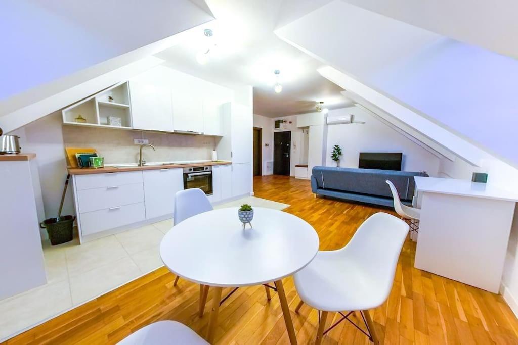 Bucharest Central D Apartment Exterior photo